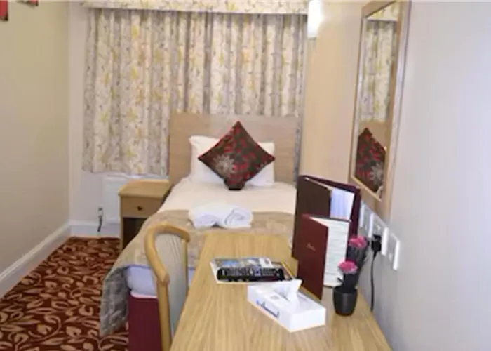 Cranbrook Hotel