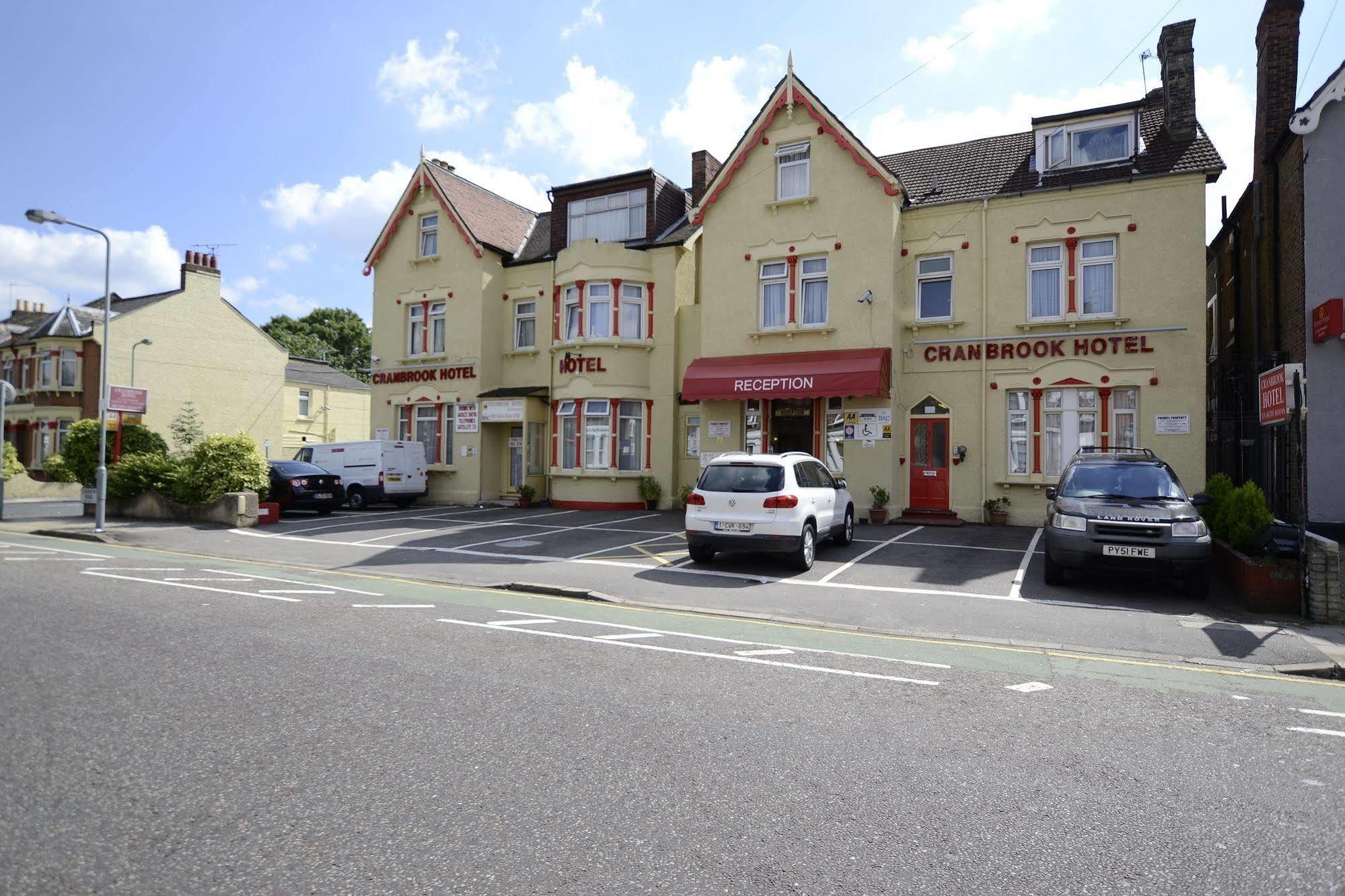 Cranbrook Hotel